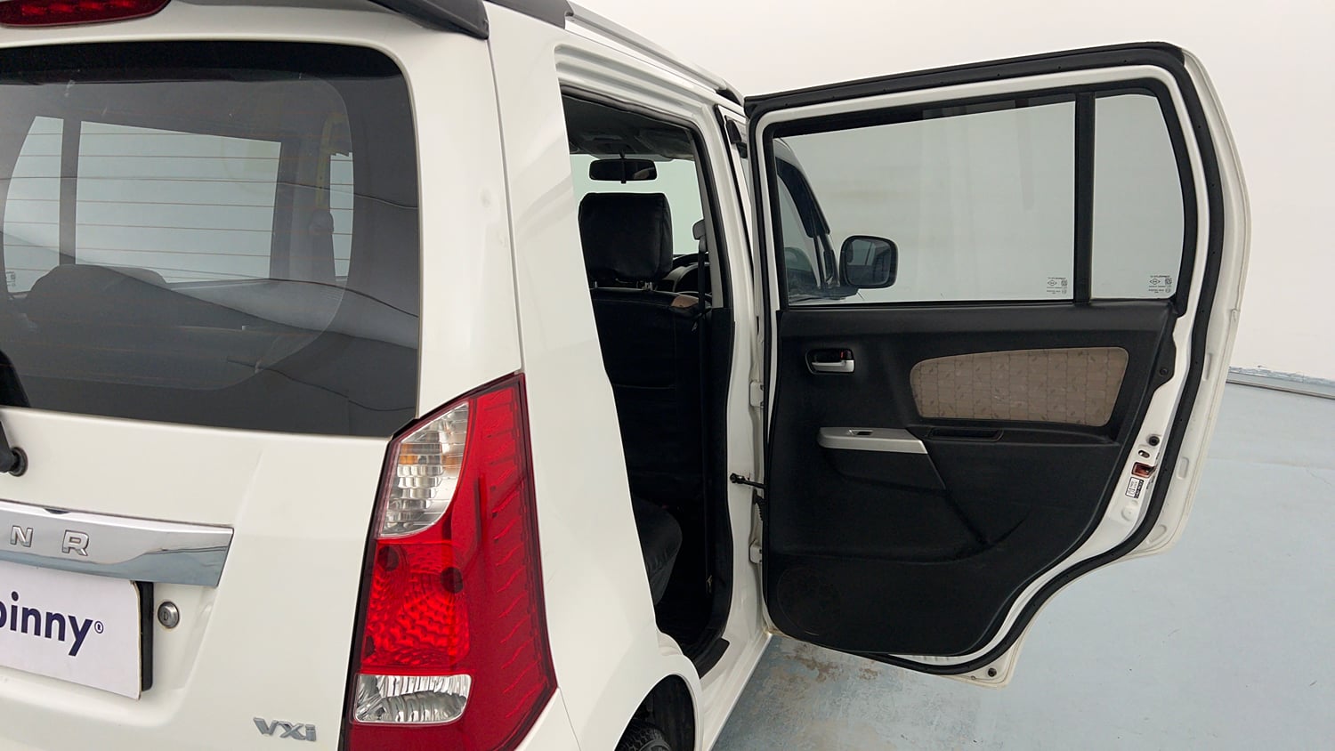 Used 2016 Maruti Suzuki Wagon R VXI Petrol Manual interior RIGHT REAR DOOR OPEN VIEW
