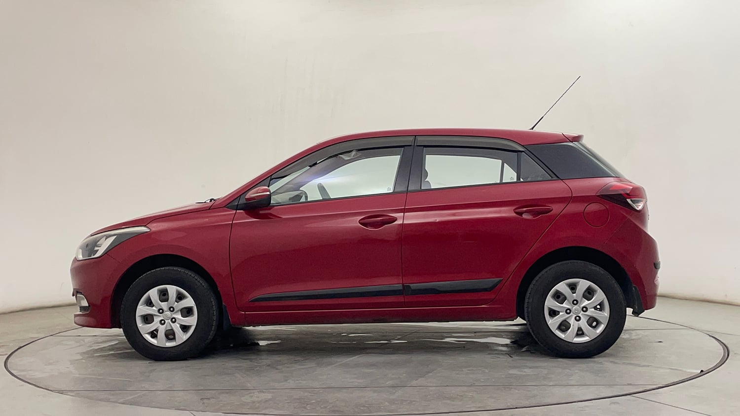 Used 2016 Hyundai Elite i20 Sportz 1.2 Petrol Manual exterior LEFT SIDE VIEW