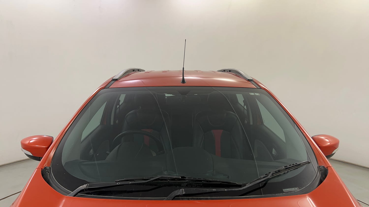 Used 2016 Ford EcoSport Titanium 1.5L Ti-VCT AT Petrol Automatic exterior FRONT WINDSHIELD VIEW