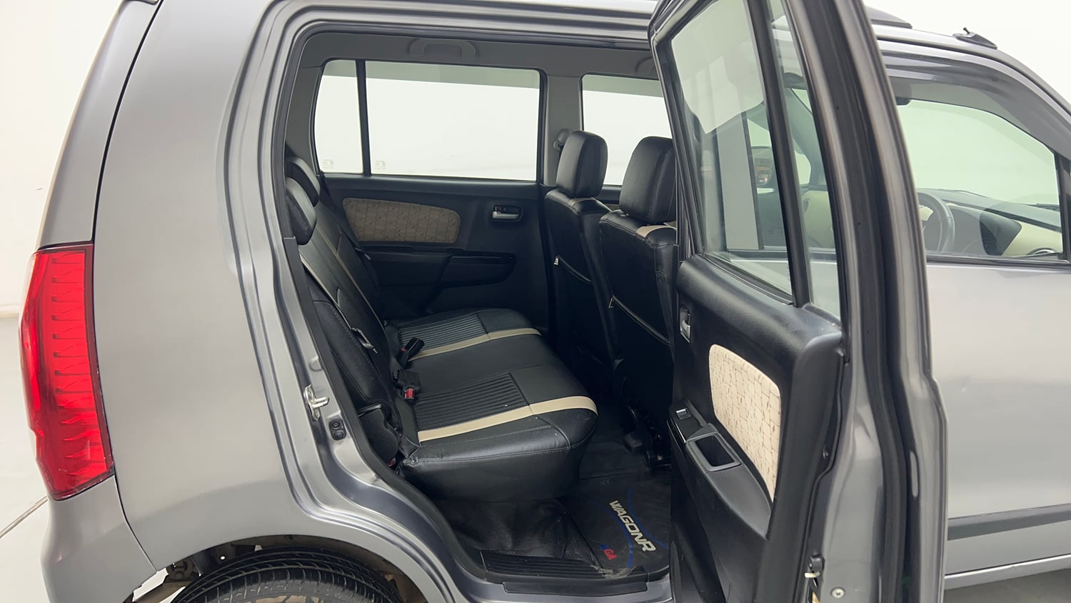 Used 2018 Maruti Suzuki Wagon R 1.0 VXI AMT (O) Petrol Automatic interior RIGHT SIDE REAR DOOR CABIN VIEW