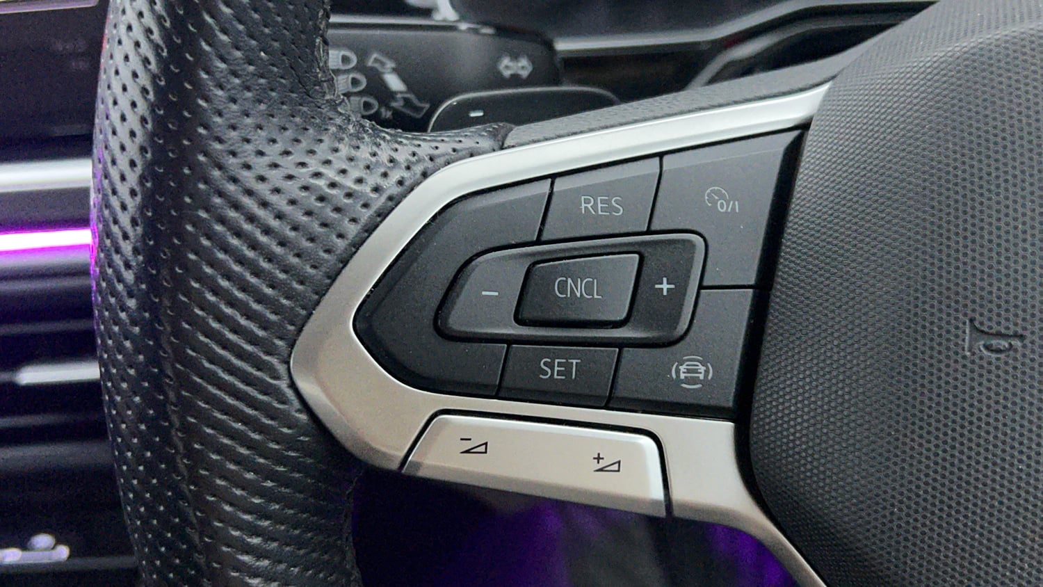 Used 2022 Volkswagen Virtus GT Plus 1.5 TSI EVO DSG Petrol Automatic top_features Cruise control