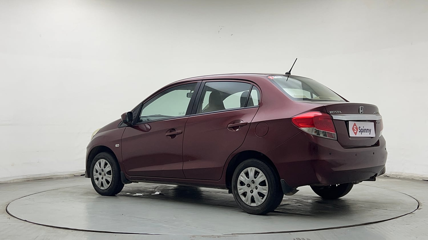 Used 2014 Honda Amaze 1.2 S i-VTEC Petrol Manual exterior LEFT REAR CORNER VIEW