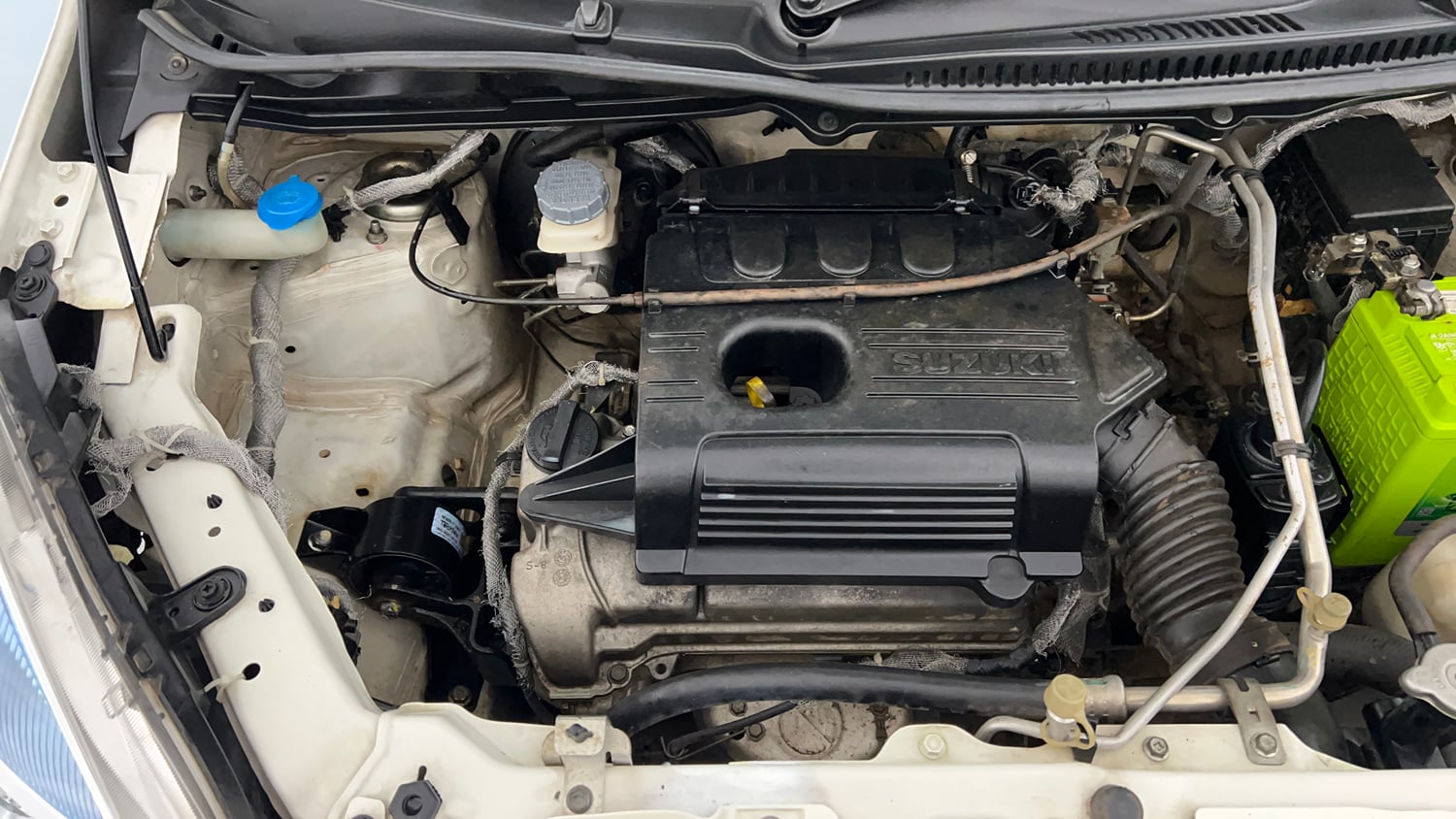 Used 2016 Maruti Suzuki Wagon R VXI Petrol Manual engine ENGINE RIGHT SIDE VIEW