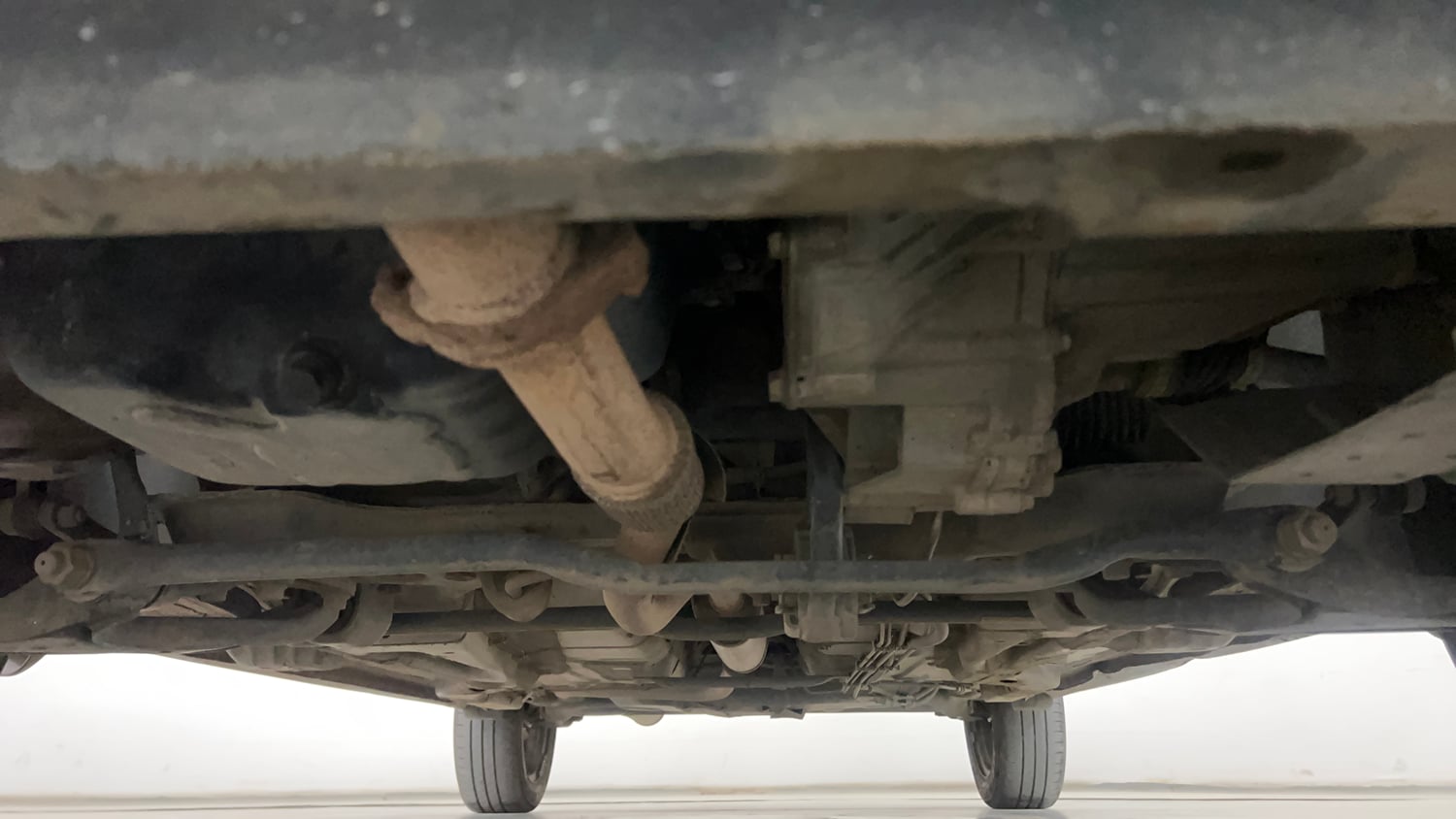 Used 2023 Tata Tigor XZ Plus CNG Cng Manual extra FRONT LEFT UNDERBODY VIEW