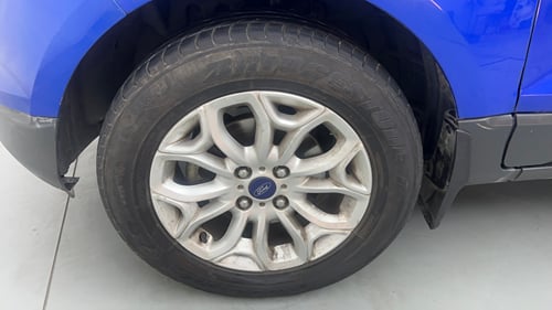 Used 2016 Ford EcoSport Titanium 1.5L Ti-VCT Petrol Manual tyres LEFT FRONT TYRE RIM VIEW
