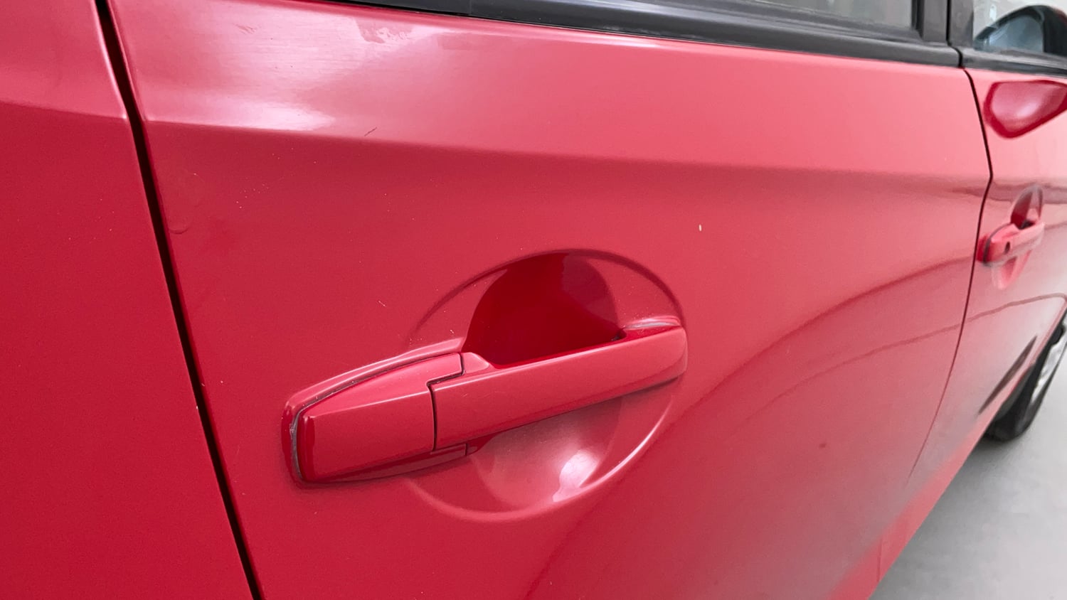 Used 2014 Honda Brio S MT Petrol Manual dents MINOR SCRATCH