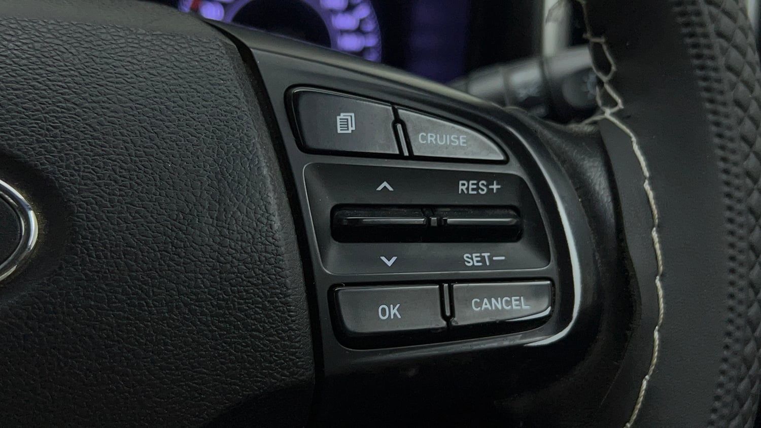 Used 2019 Hyundai Venue SX Plus 1.0 Turbo DCT Petrol Automatic top_features Cruise control