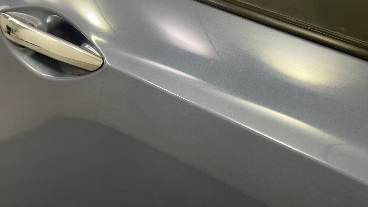 Used 2015 Hyundai Grand i10 Asta AT 1.2 Kappa VTVT Petrol Automatic dents MINOR SCRATCH