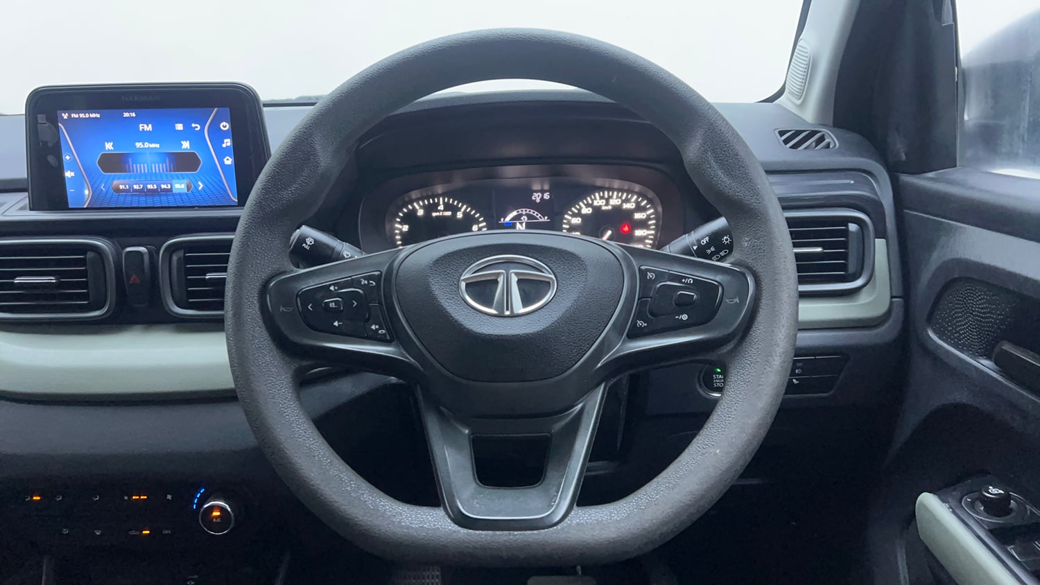 Used 2022 Tata Punch Accomplished AMT Petrol Automatic interior STEERING VIEW