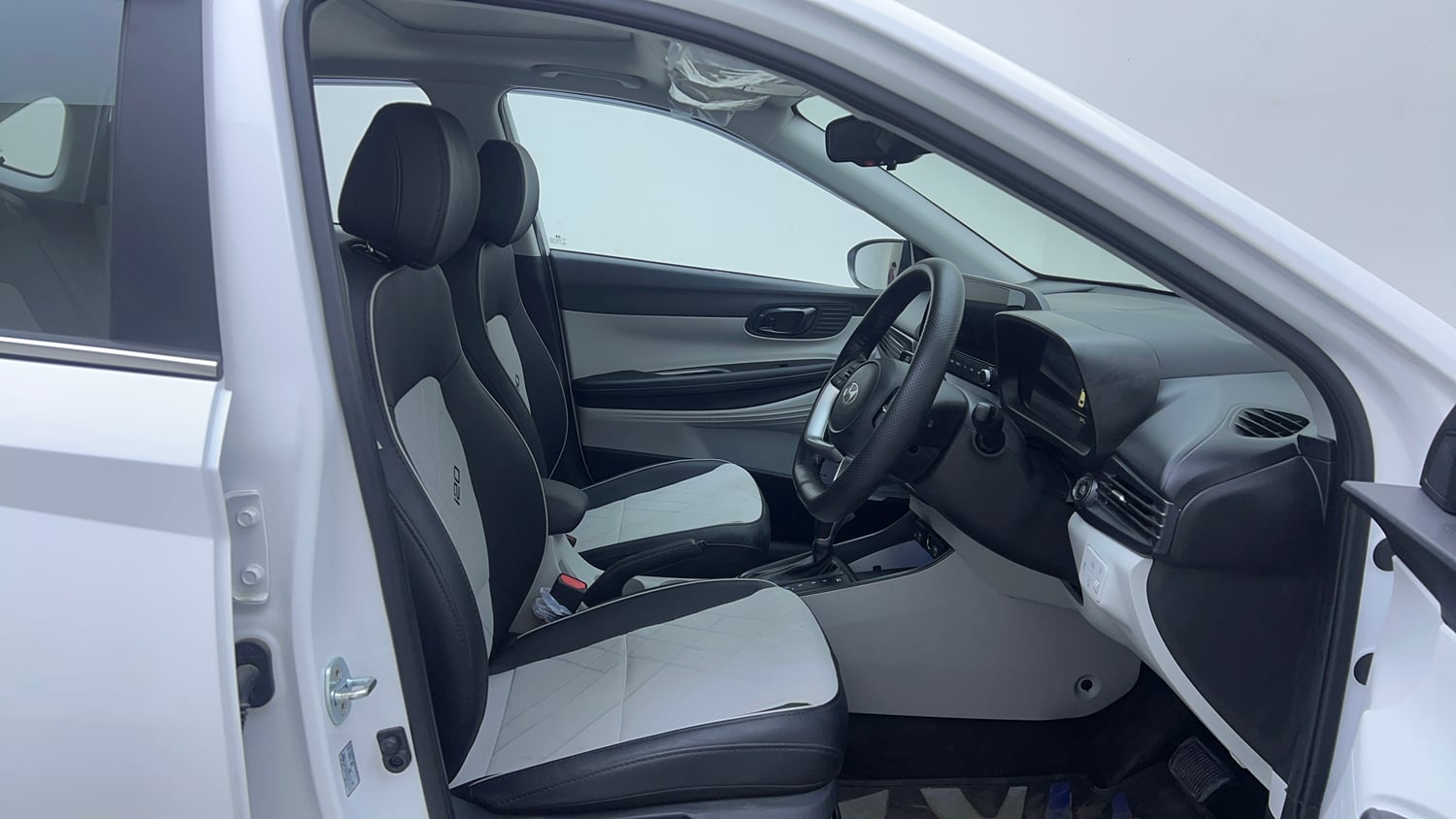 Used 2026 Hyundai New i20 Asta (O) 1.2 IVT Petrol Automatic interior RIGHT SIDE FRONT DOOR CABIN VIEW