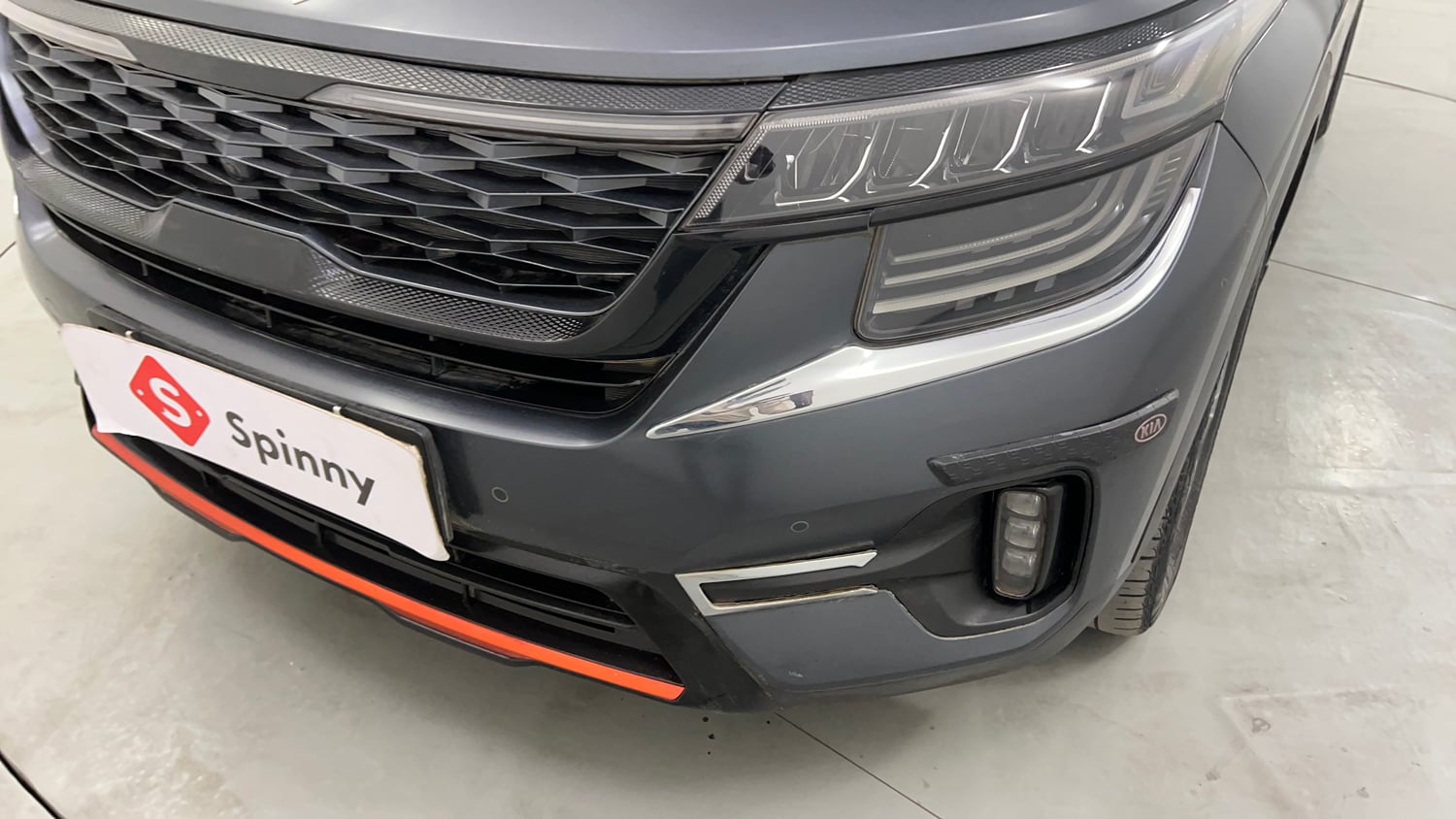 Used 2022 Kia Seltos X Line 1.4 DCT Petrol Automatic dents MINOR SCRATCH