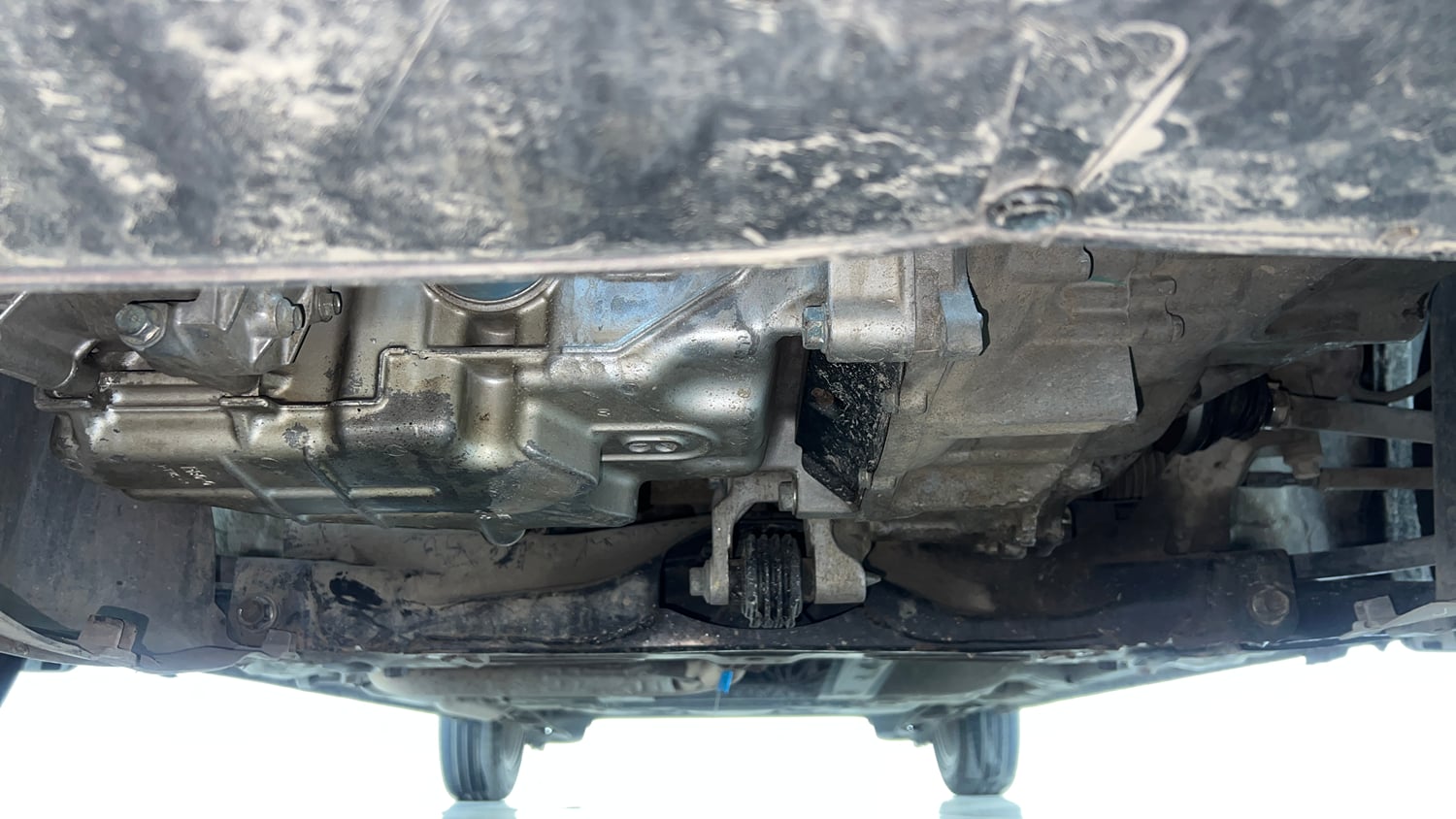 Used 2016 Honda City V Petrol Manual extra FRONT LEFT UNDERBODY VIEW