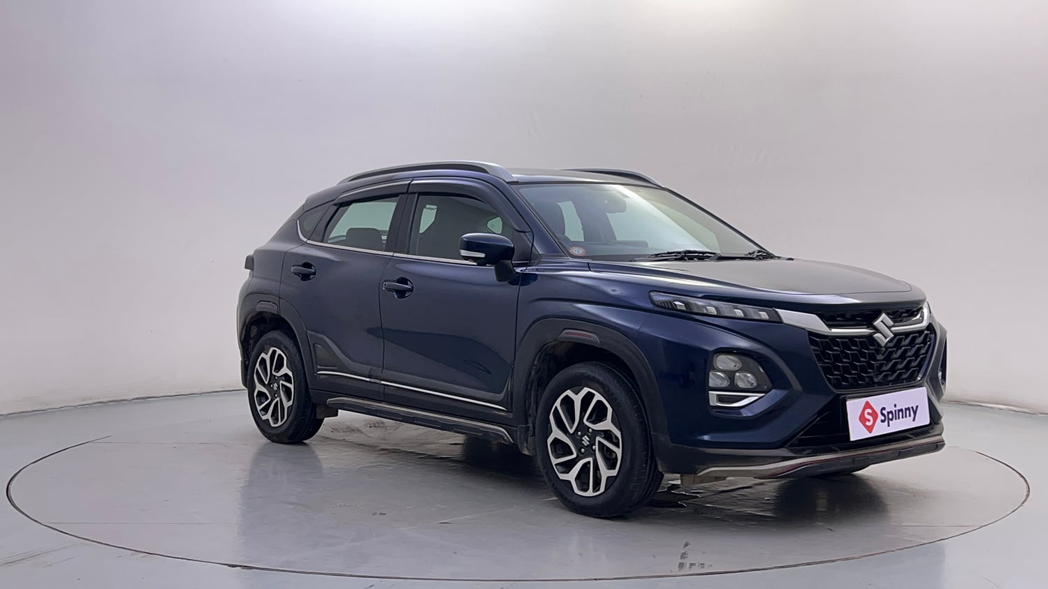 Used 2024 Maruti Suzuki Fronx Alpha 1.0L Turbo 6 AT Petrol Automatic exterior RIGHT FRONT CORNER VIEW