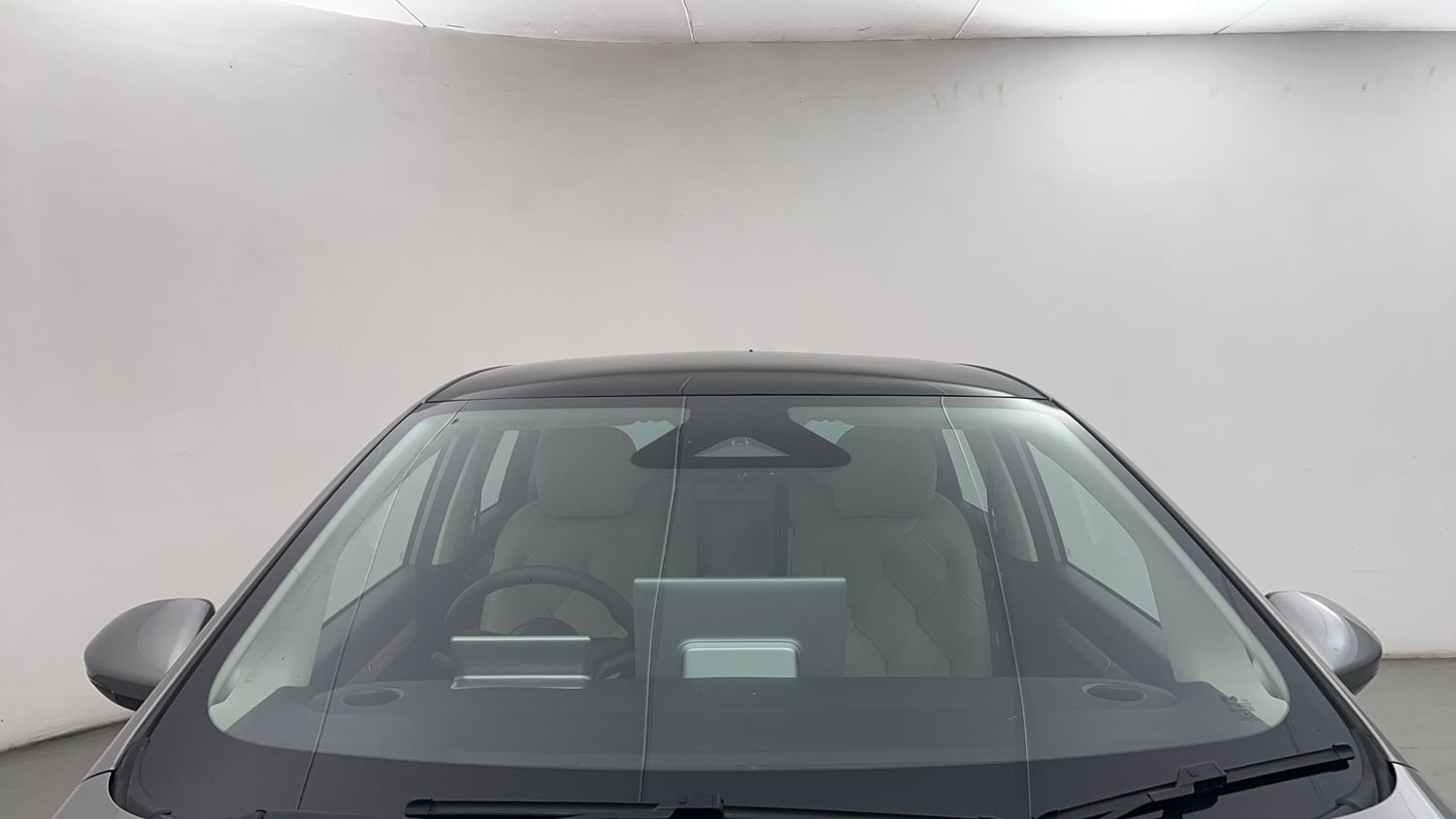 Used 2026 MG Motors Windsor EV Essence Pro Electric Automatic exterior FRONT WINDSHIELD VIEW