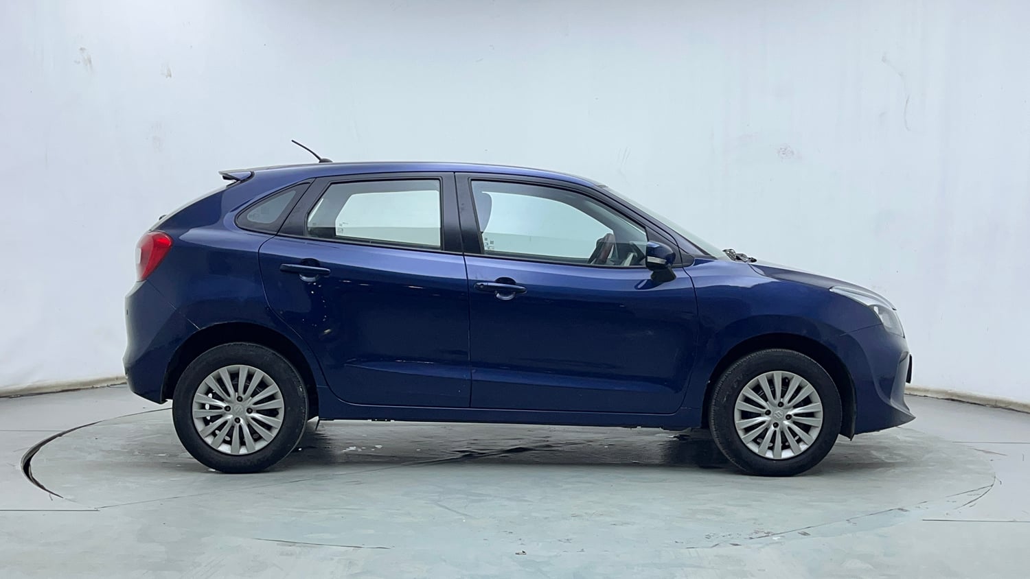 Used 2020 Maruti Suzuki Baleno Delta Petrol Manual exterior RIGHT SIDE VIEW