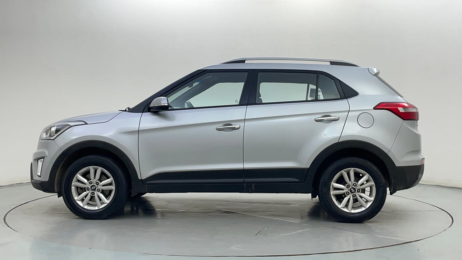 Used 2016 Hyundai Creta 1.6 SX Plus Petrol Petrol Manual exterior LEFT SIDE VIEW