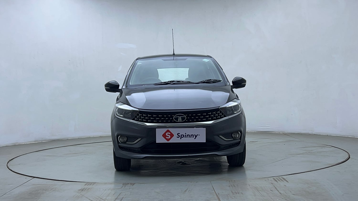 Used 2022 Tata Tiago XZ Plus CNG Cng Manual exterior FRONT VIEW