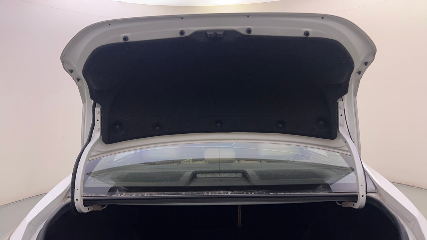 Used 2018 Toyota Corolla Altis VL CVT Petrol Petrol Automatic interior DICKY DOOR OPEN VIEW