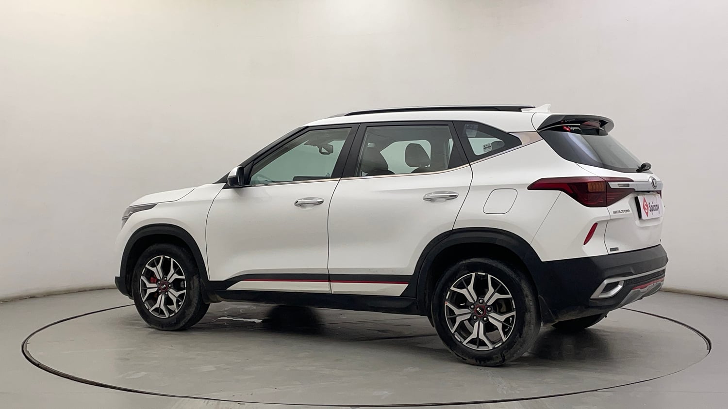 Used 2019 Kia Seltos GTX Plus 1.4 Petrol Manual exterior LEFT REAR CORNER VIEW
