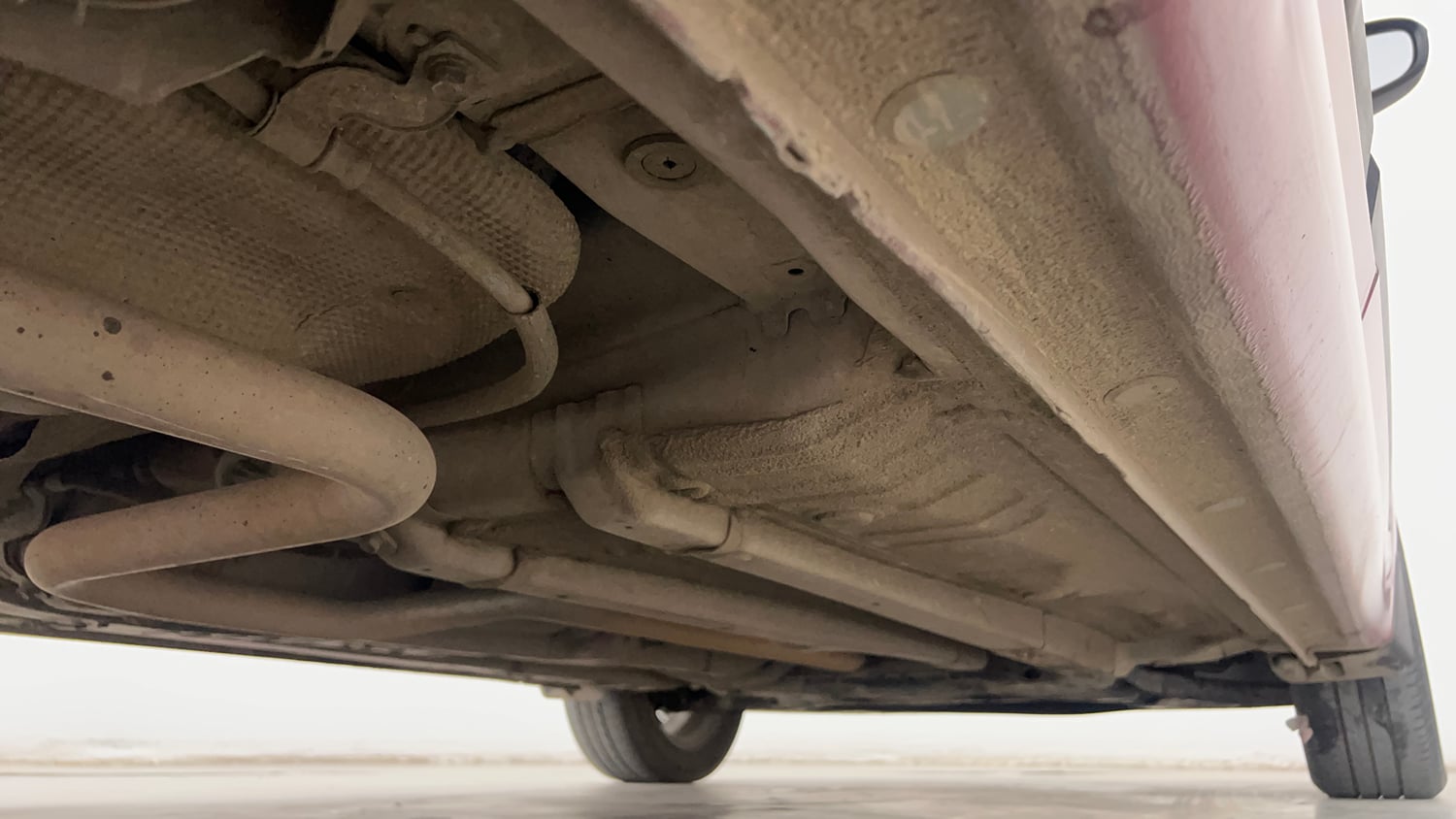 Used 2018 Hyundai Elite i20 Asta 1.2 (O) Petrol Manual extra REAR RIGHT UNDERBODY VIEW