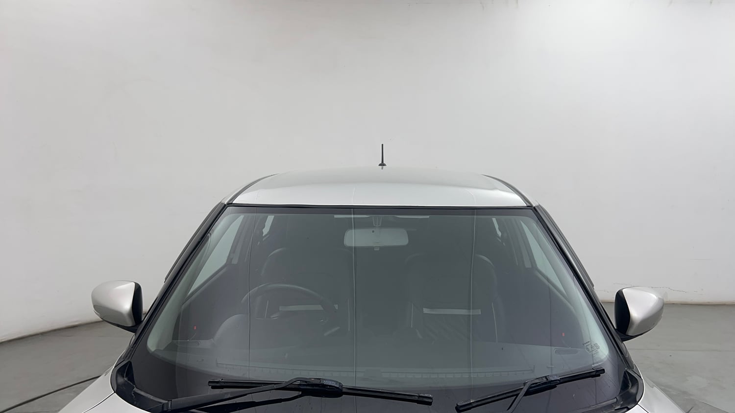 Used 2020 Maruti Suzuki Swift ZXi Plus AMT Petrol Automatic exterior FRONT WINDSHIELD VIEW