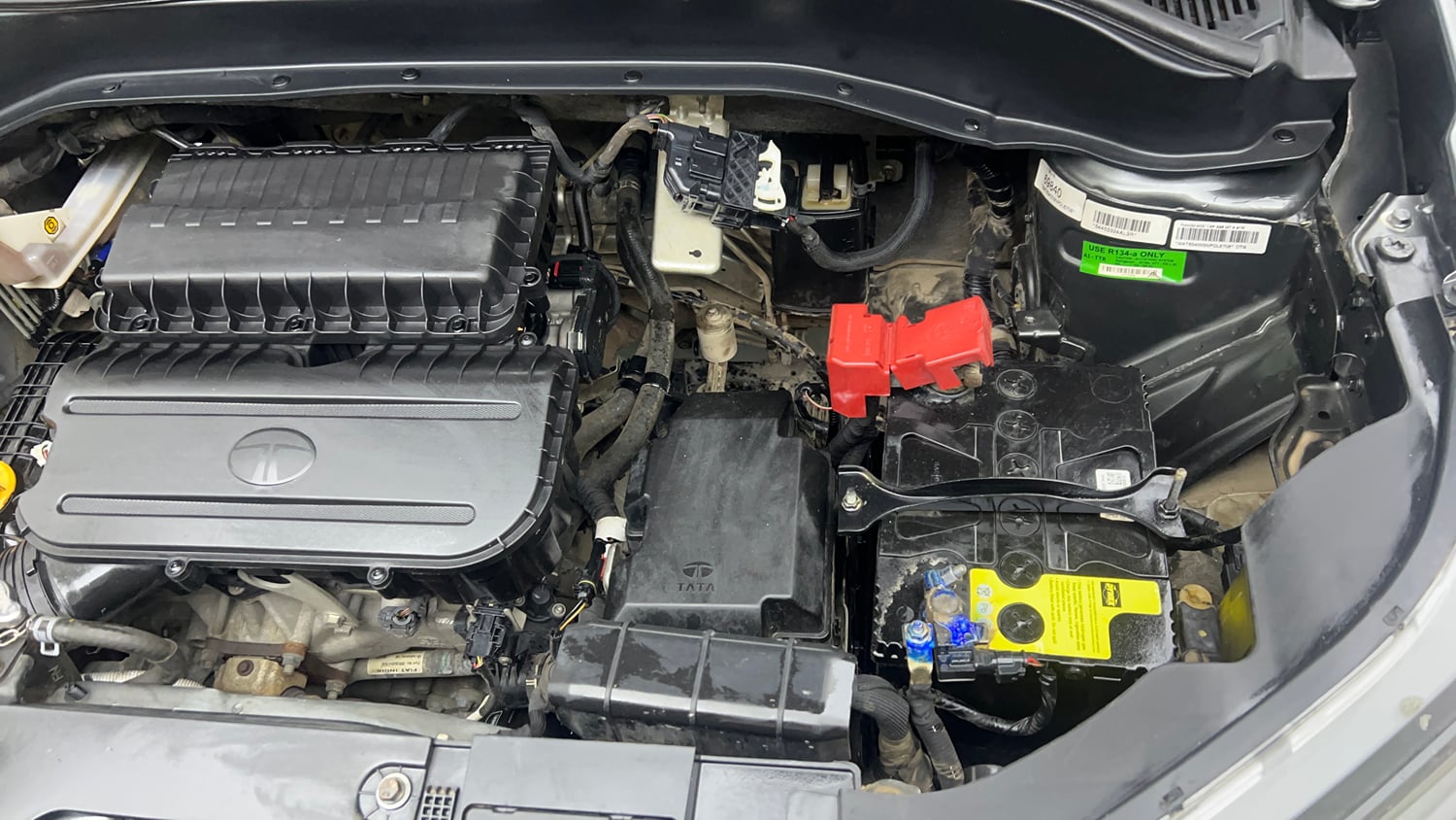 Used 2022 Tata Punch Accomplished MT Petrol Manual engine ENGINE LEFT SIDE VIEW