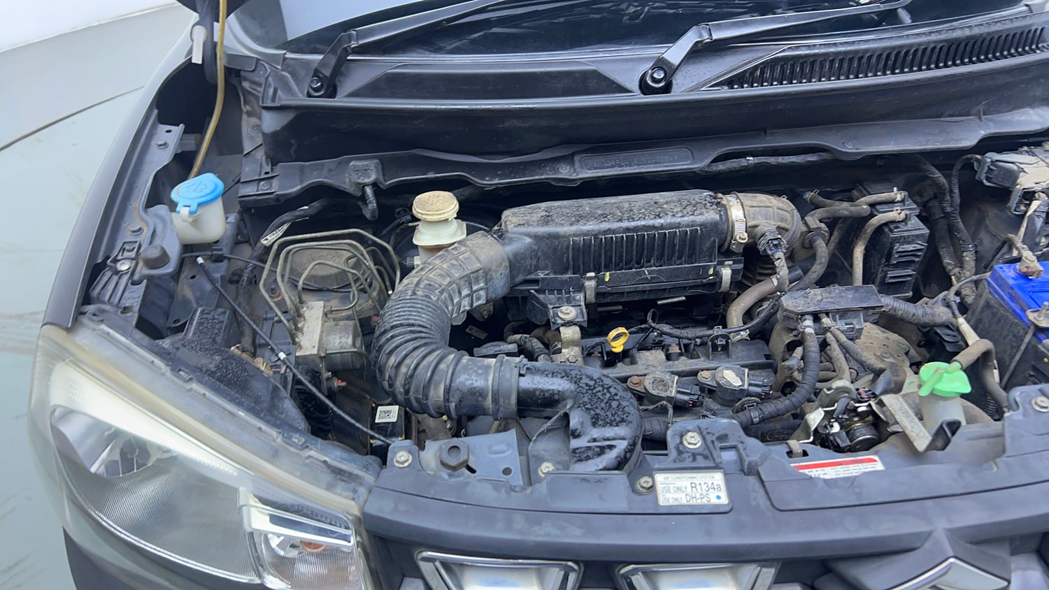 Used 2021 Maruti Suzuki S-Presso VXi AMT Petrol Automatic engine ENGINE RIGHT SIDE VIEW