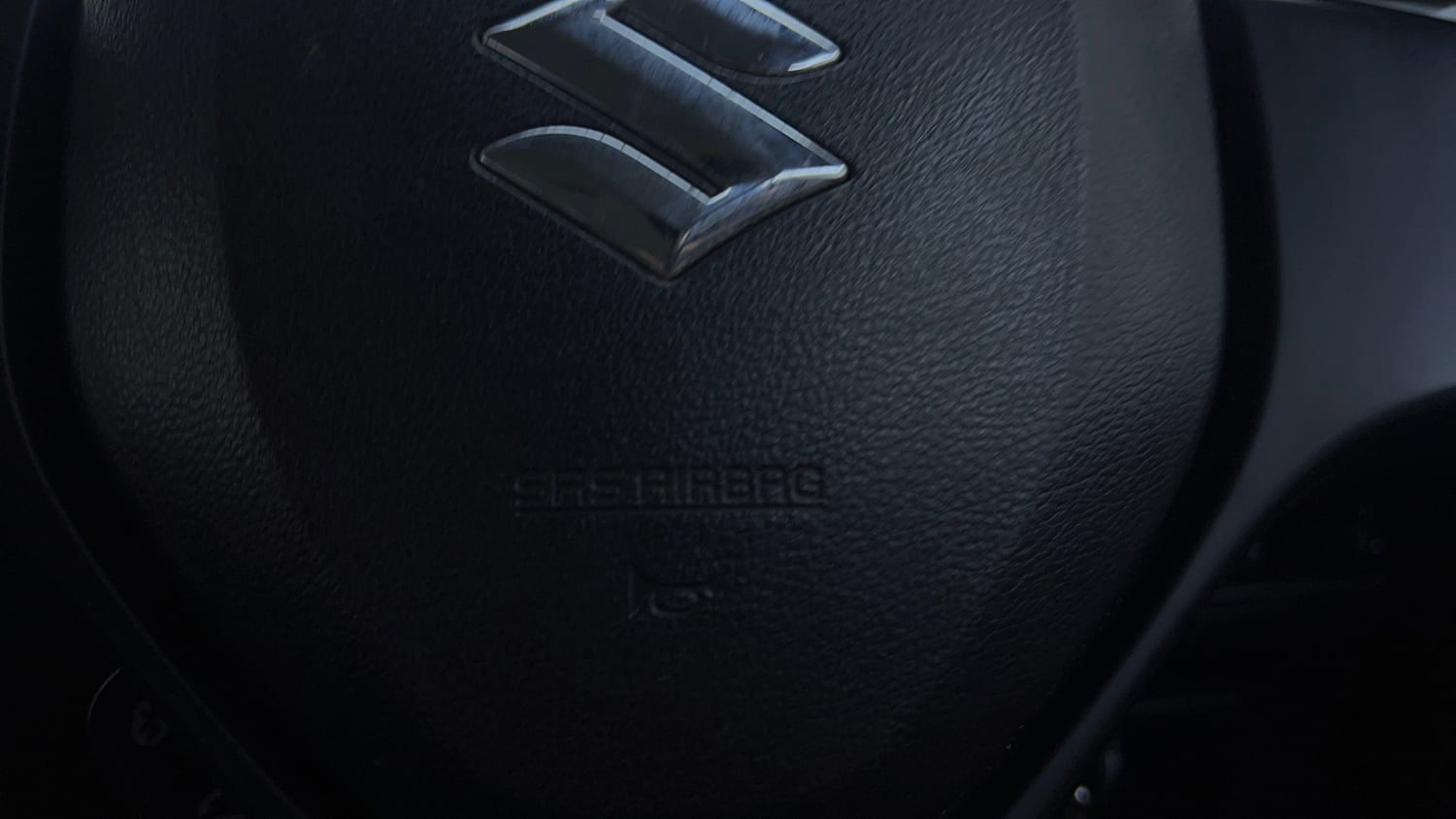 Used 2016 Maruti Suzuki Baleno Delta 1.2 AT Petrol Automatic top_features Airbags