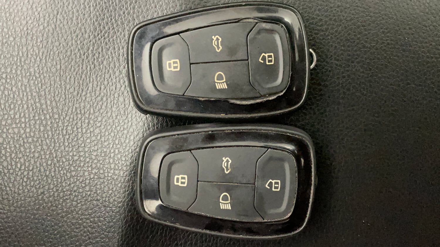 Used 2020 Tata Altroz XT Petrol Petrol Manual extra CAR KEY VIEW