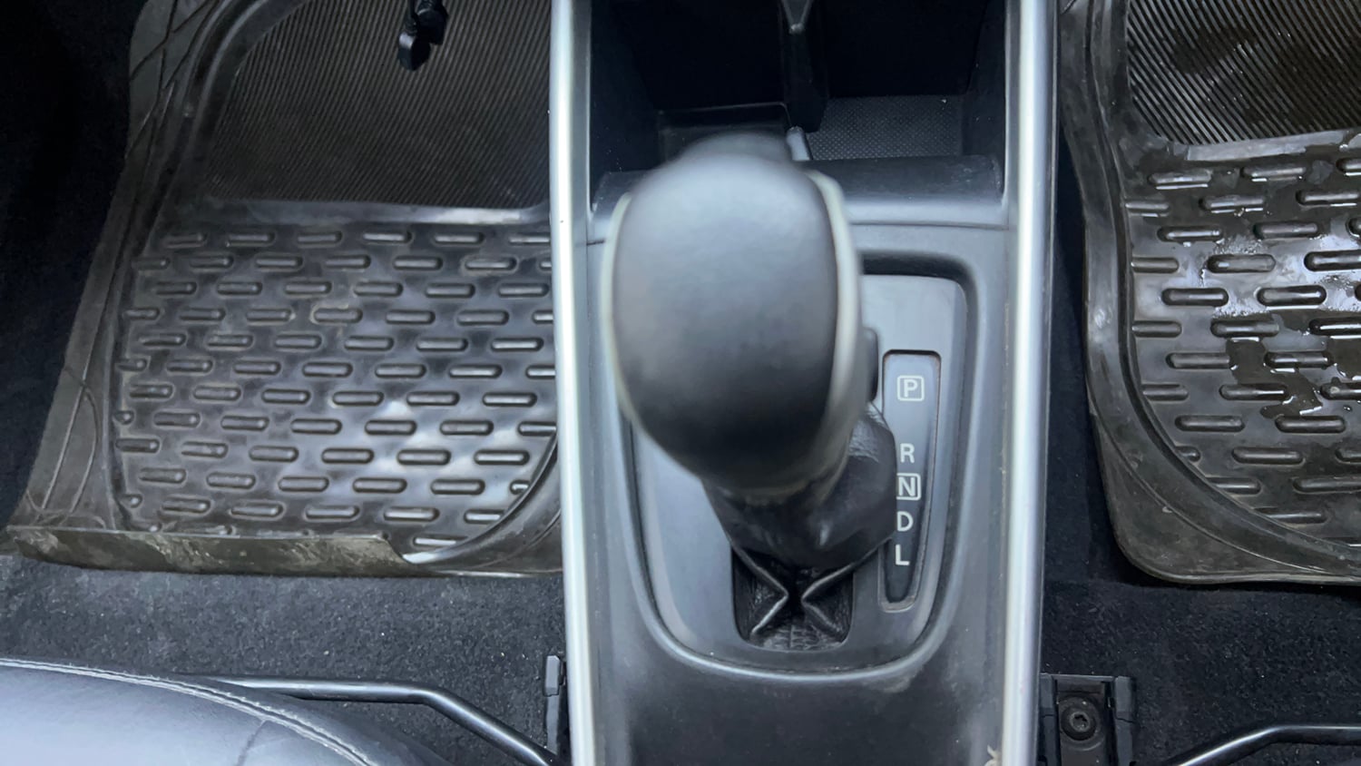 Used 2016 Maruti Suzuki Baleno Delta 1.2 AT Petrol Automatic interior GEAR  KNOB VIEW