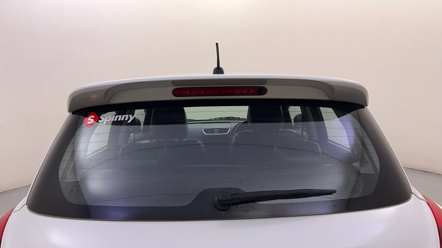 Used 2016 Maruti Suzuki Swift ZXi Petrol Manual exterior BACK WINDSHIELD VIEW