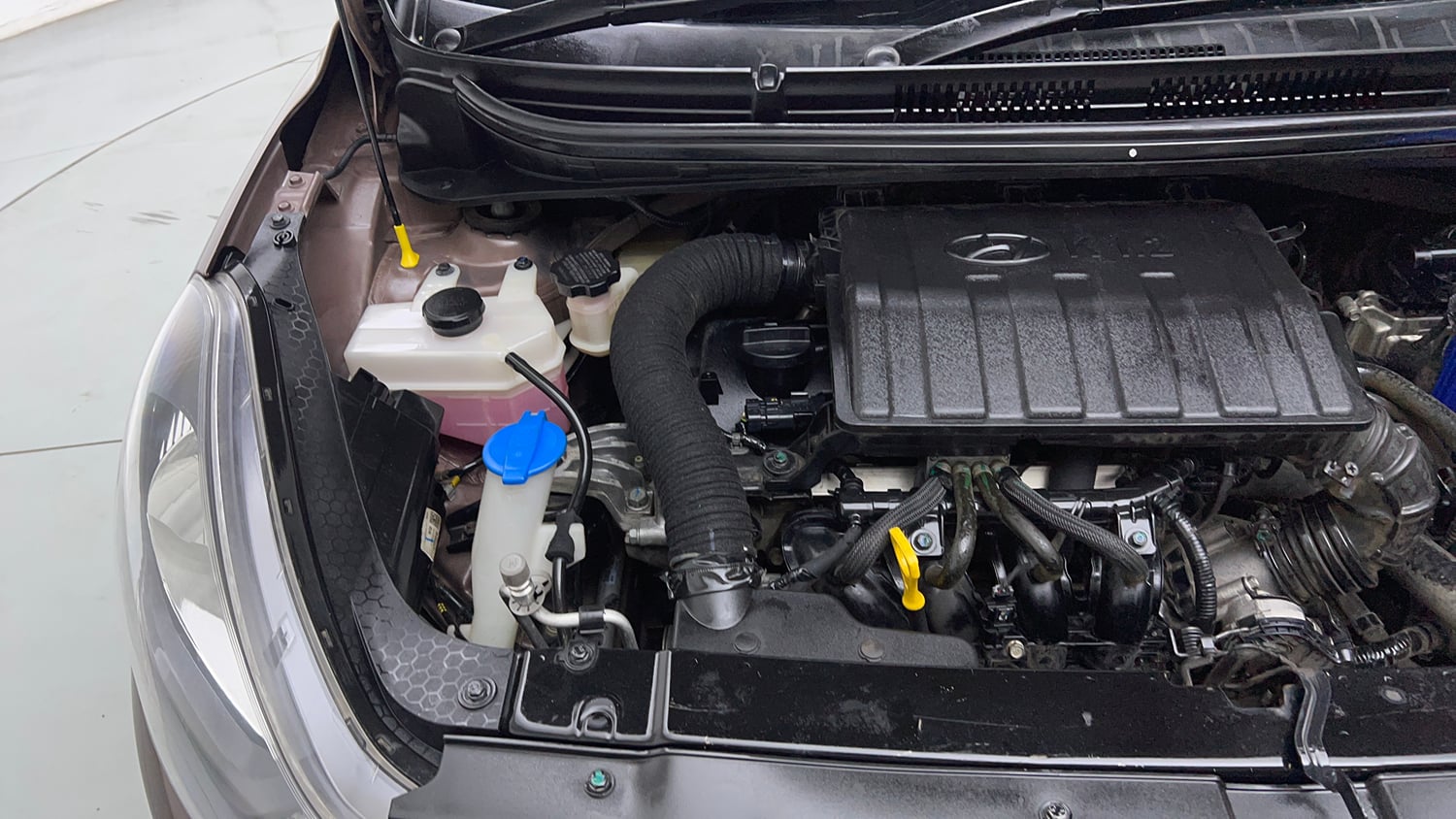 Used 2021 Hyundai Aura S 1.2 CNG Cng Manual engine ENGINE RIGHT SIDE VIEW