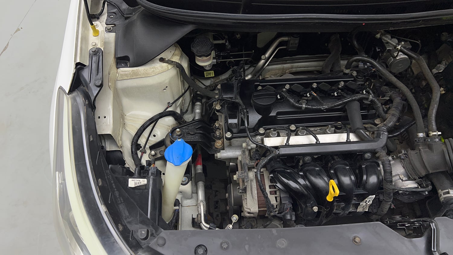 Used 2019 Hyundai Elite i20 Sportz Plus 1.2 CVT Petrol Automatic engine ENGINE RIGHT SIDE VIEW