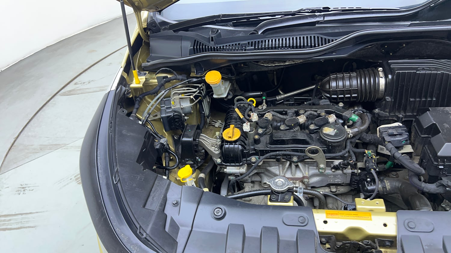 Used 2020 Tata Altroz XZ Petrol Petrol Manual engine ENGINE RIGHT SIDE VIEW