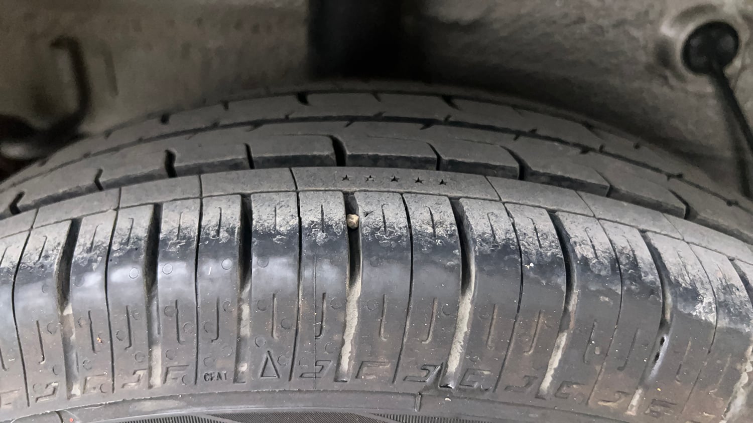 Used 2017 Maruti Suzuki Celerio ZXI (O) AMT Petrol Automatic tyres RIGHT REAR TYRE TREAD VIEW