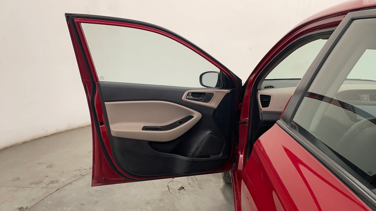 Used 2017 Hyundai Elite i20 Asta 1.2 (O) Petrol Manual interior LEFT FRONT DOOR OPEN VIEW