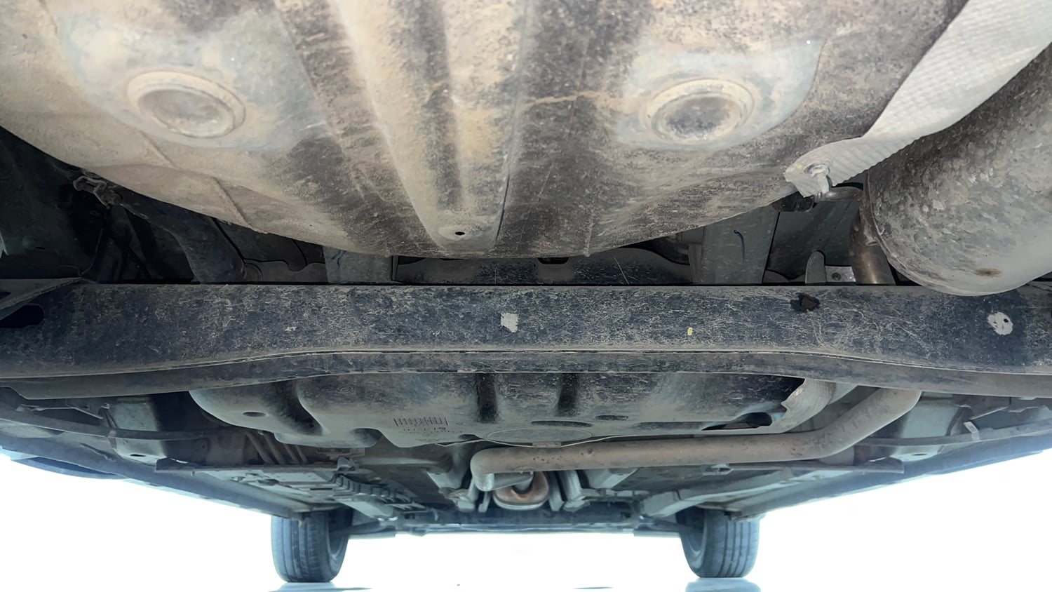 Used 2023 Hyundai New i20 Asta (O) 1.2 MT Petrol Manual extra REAR UNDERBODY VIEW (TAKEN FROM REAR)