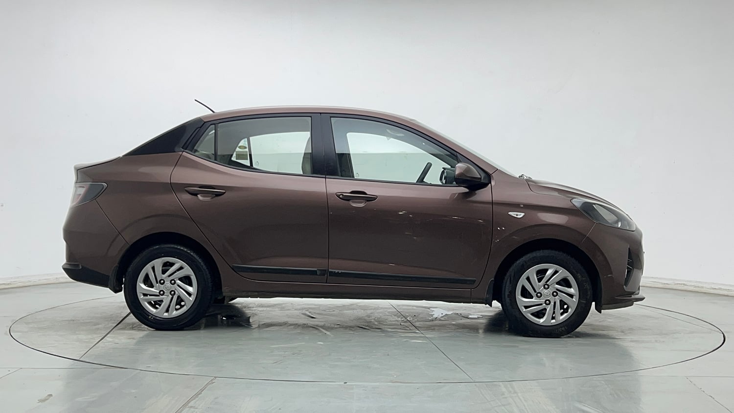 Used 2021 Hyundai Aura S 1.2 CNG Cng Manual exterior RIGHT SIDE VIEW