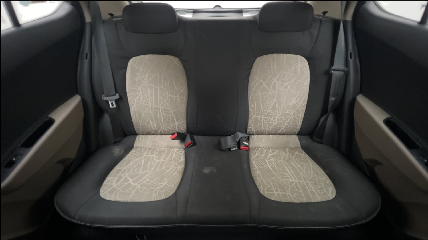 Used 2016 Hyundai Grand i10 Sportz 1.2 Kappa VTVT Petrol Manual interior REAR SEAT CONDITION VIEW
