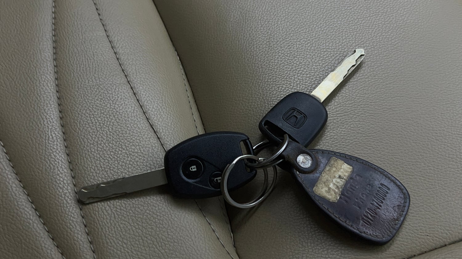 Used 2014 Honda Amaze 1.2 S i-VTEC Petrol Manual extra CAR KEY VIEW