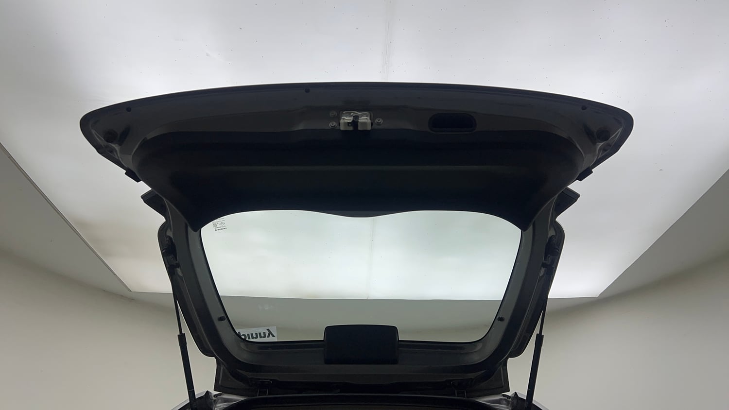 Used 2018 Maruti Suzuki Ignis Delta 1.2 AMT Petrol Automatic interior DICKY DOOR OPEN VIEW