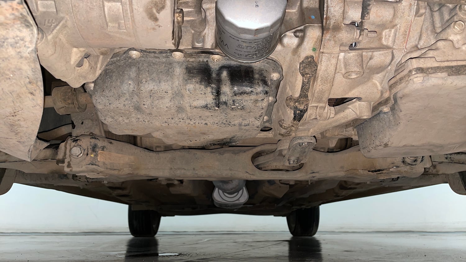 Used 2022 Volkswagen Virtus Topline 1.0 TSI AT Petrol Automatic extra FRONT LEFT UNDERBODY VIEW