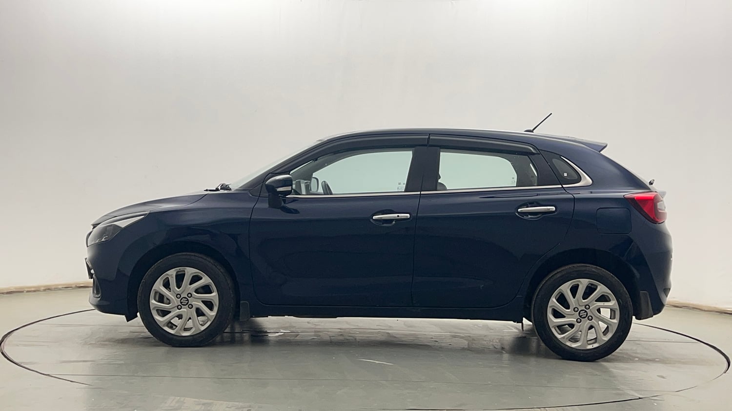 Used 2022 Maruti Suzuki Baleno Zeta AGS Petrol Automatic exterior LEFT SIDE VIEW