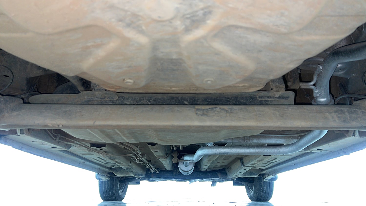 Used 2022 Tata Punch Accomplished MT Petrol Manual extra REAR UNDERBODY VIEW (TAKEN FROM REAR)