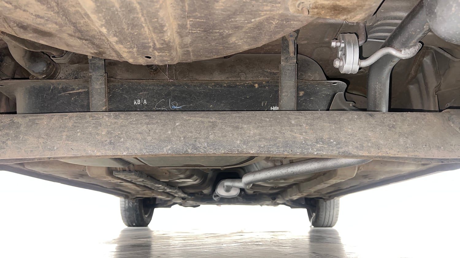 Used 2015 Hyundai Grand i10 Sportz 1.2 Kappa VTVT Petrol Manual extra REAR UNDERBODY VIEW (TAKEN FROM REAR)