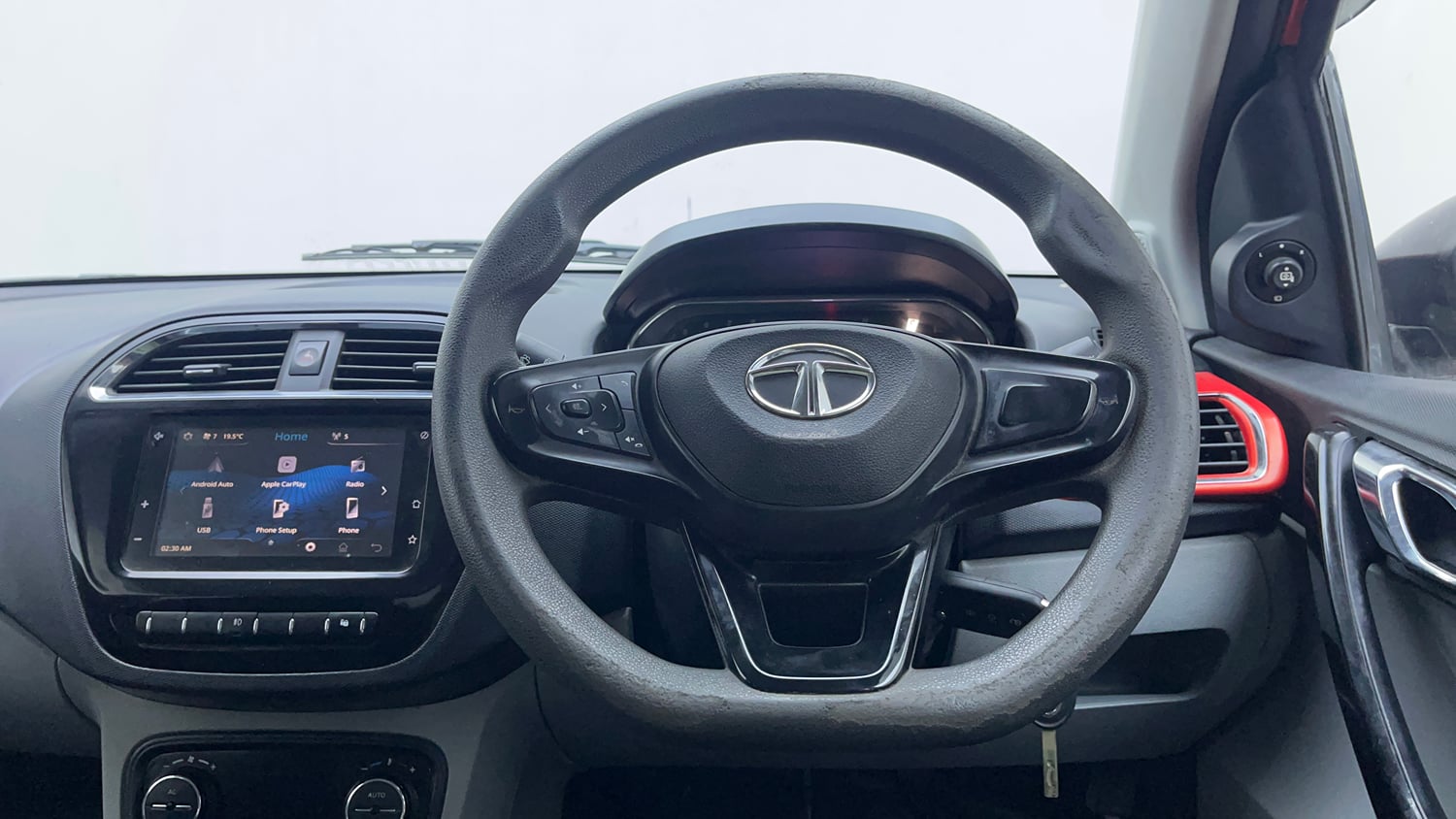 Used 2020 Tata Tiago XZ Plus Dual Tone Petrol Manual interior STEERING VIEW
