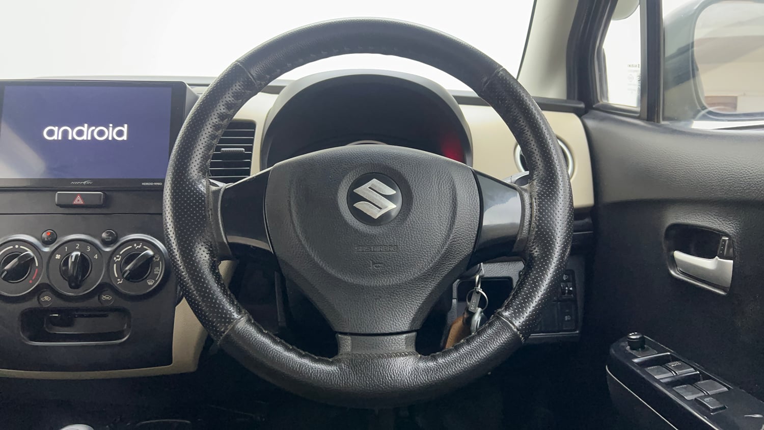 Used 2018 Maruti Suzuki Wagon R 1.0 VXI AMT (O) Petrol Automatic interior STEERING VIEW