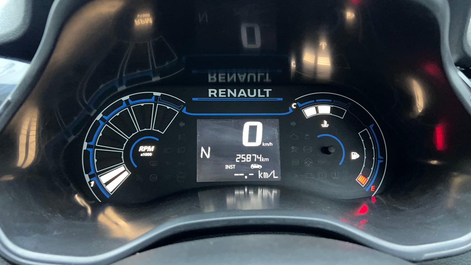 Used 2022 Renault Triber Limited Edition AMT Petrol Automatic interior CLUSTERMETER VIEW