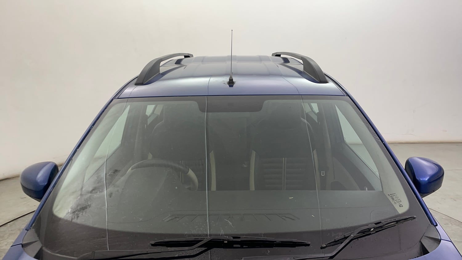 Used 2021 Renault Triber RXZ Petrol Manual exterior FRONT WINDSHIELD VIEW
