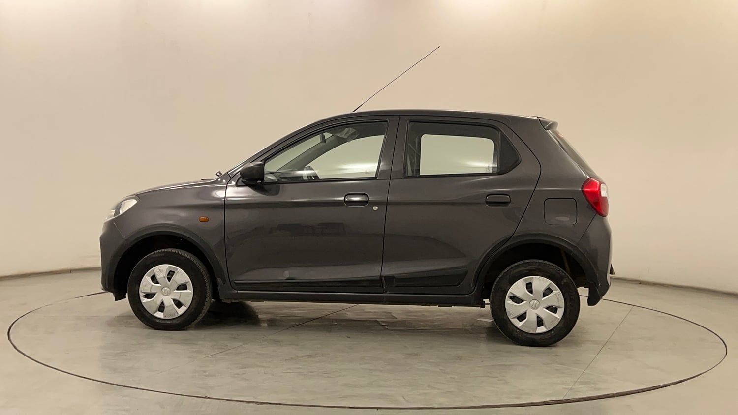 Used 2023 Maruti Suzuki Alto K10 VXi Petrol Manual exterior LEFT SIDE VIEW